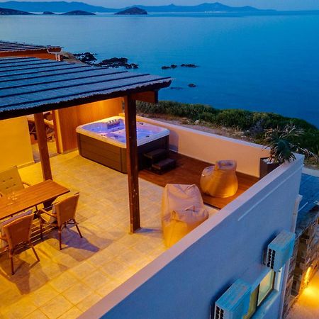 Vári Lalari Beach Suites מראה חיצוני תמונה