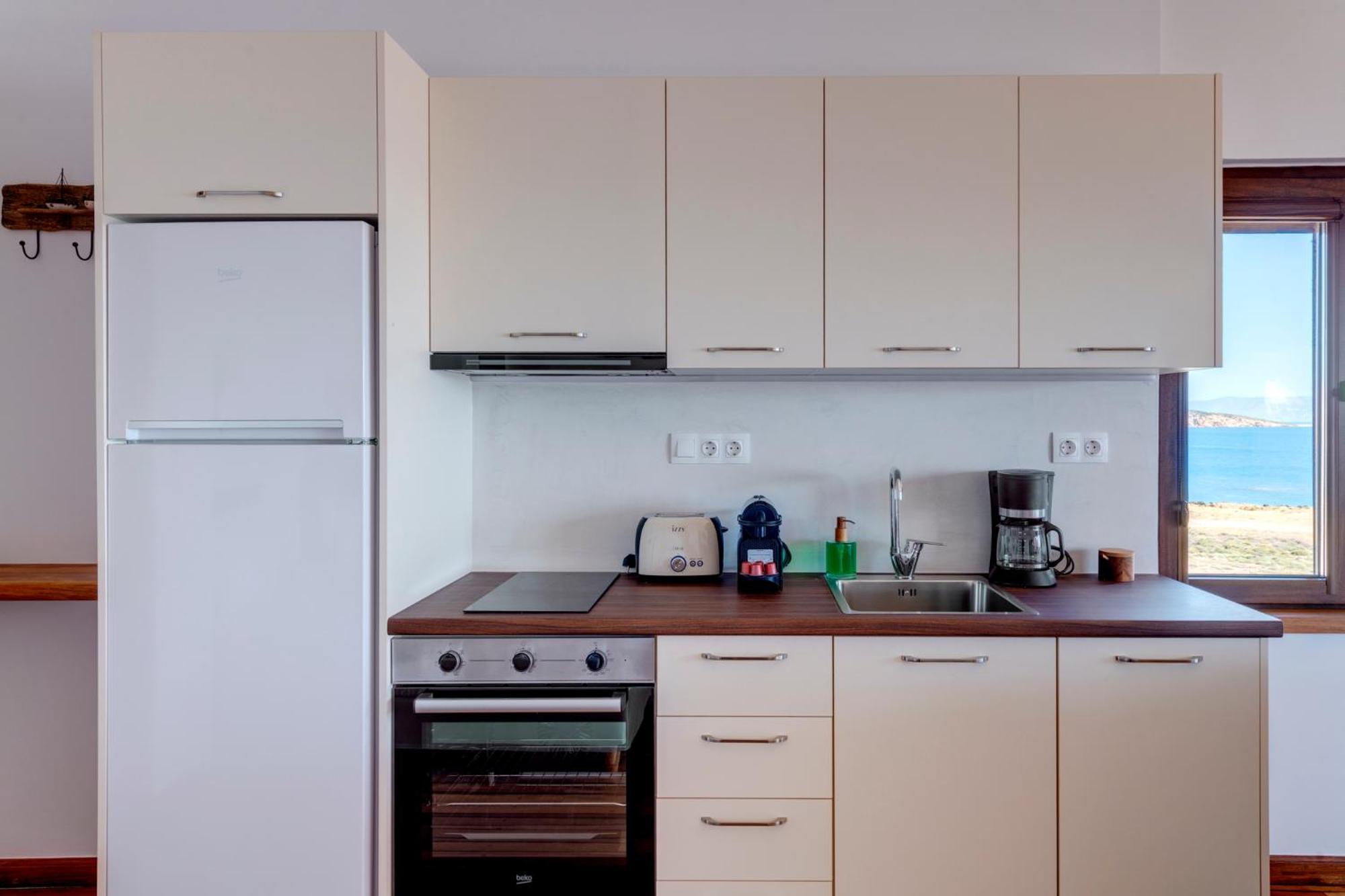 Vári Lalari Beach Suites מראה חיצוני תמונה