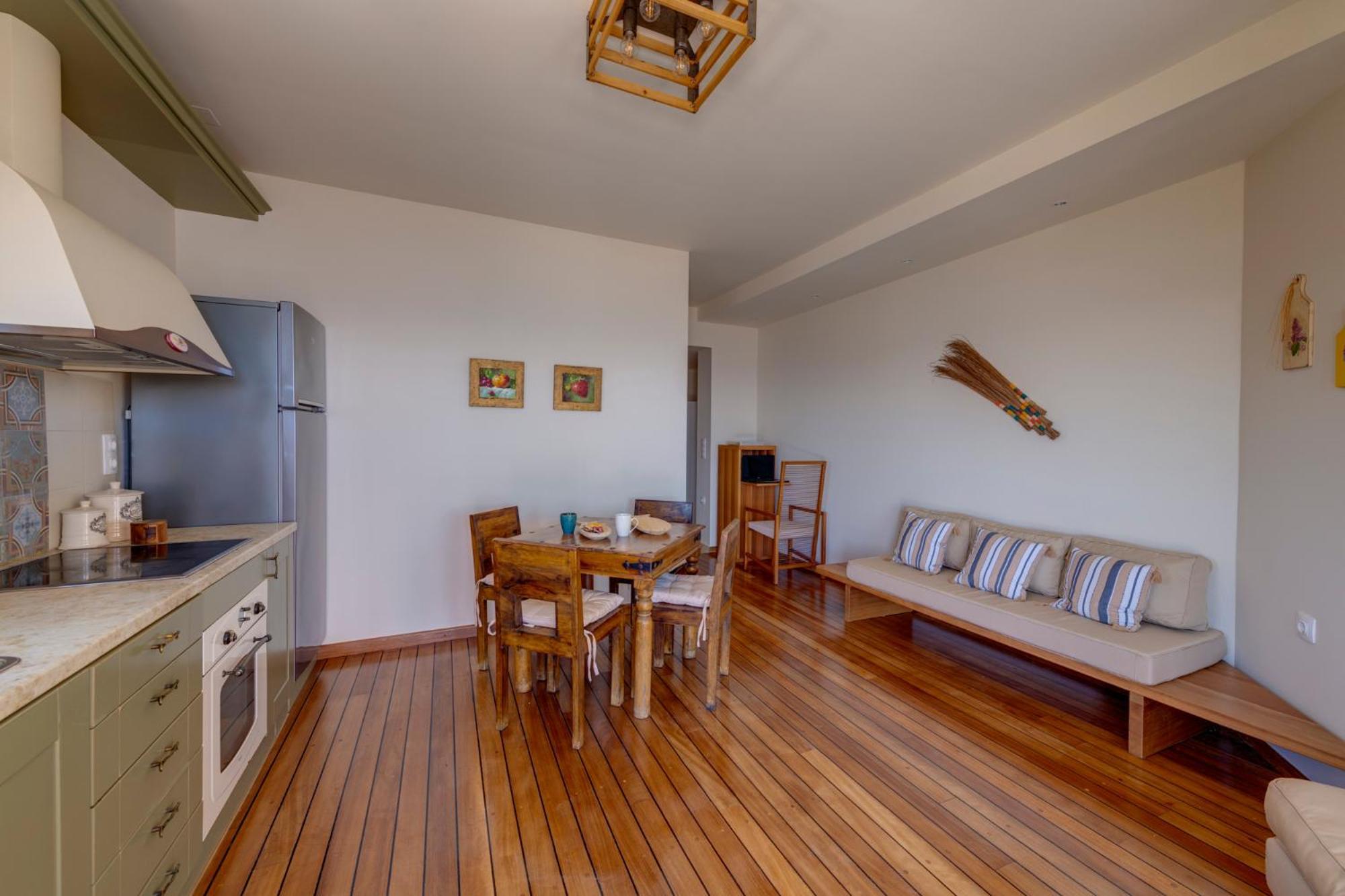 Vári Lalari Beach Suites מראה חיצוני תמונה