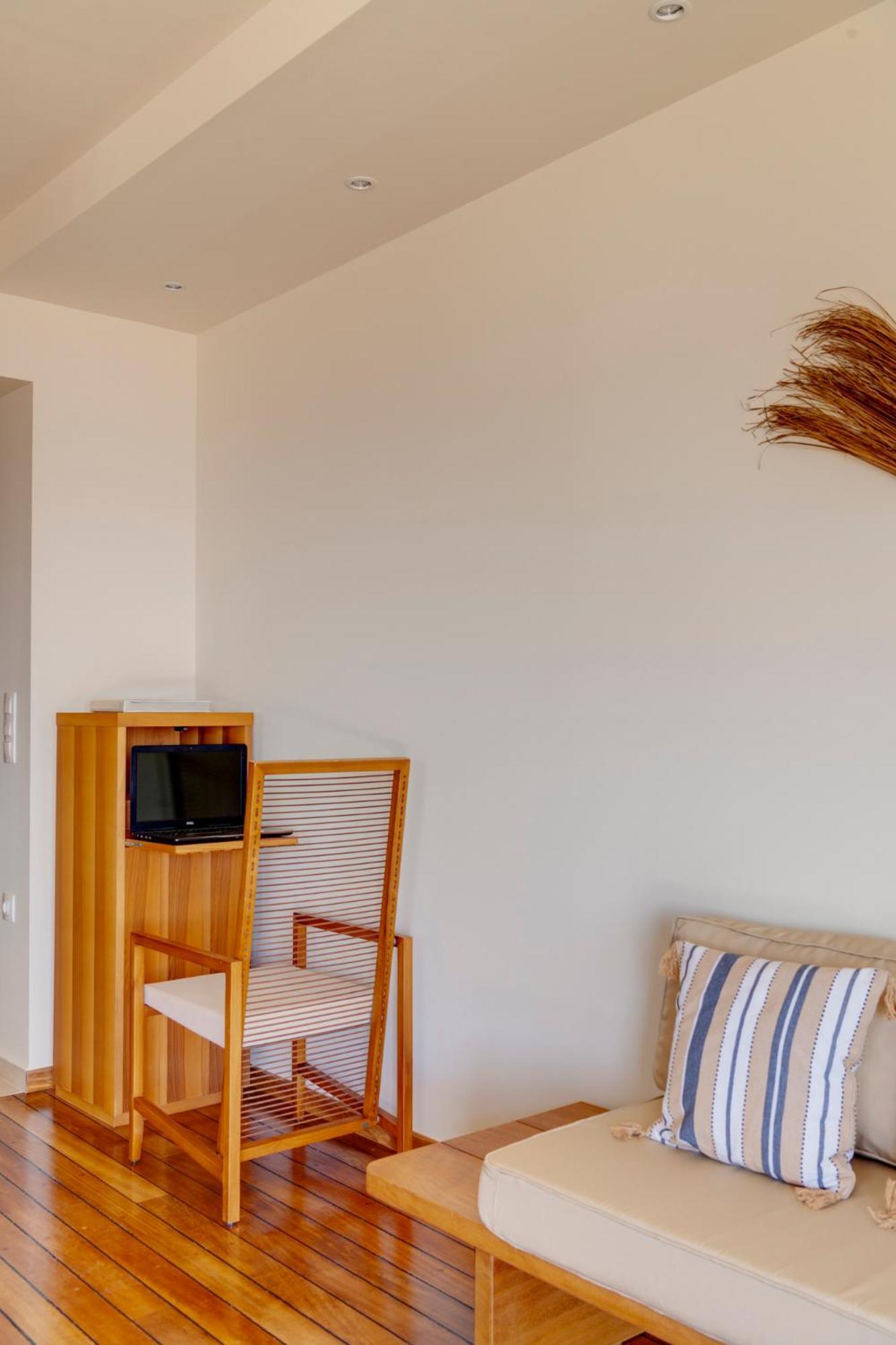 Vári Lalari Beach Suites מראה חיצוני תמונה