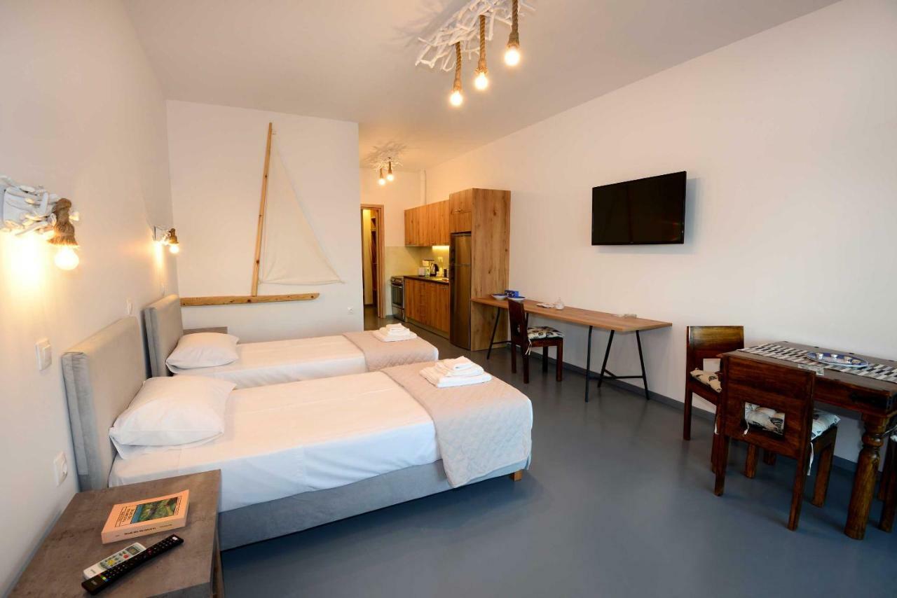 Vári Lalari Beach Suites מראה חיצוני תמונה