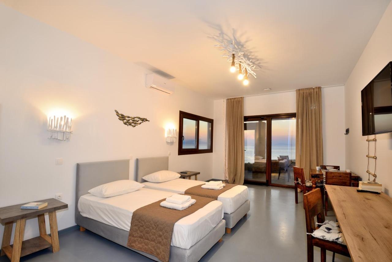 Vári Lalari Beach Suites מראה חיצוני תמונה